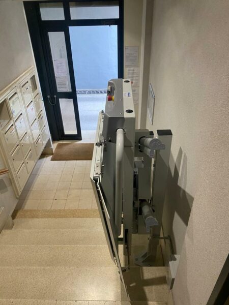 Plateforme monte-escalier - Lift Systeme