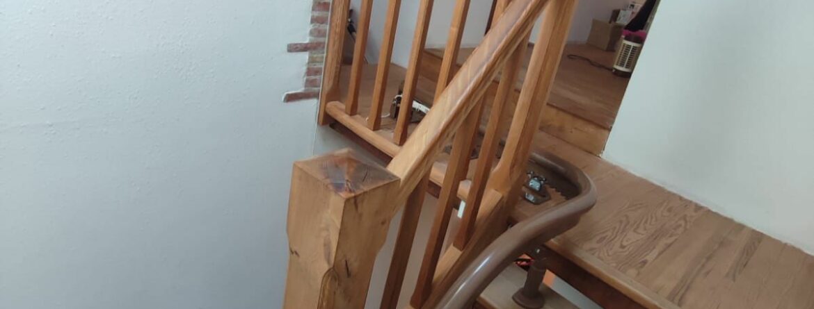 Monte-escalier droit : conseils, installation, prix et devis !