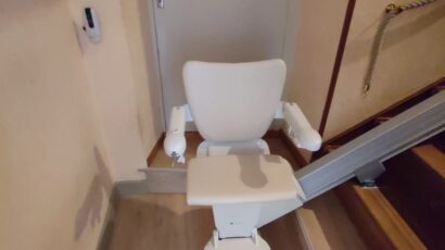 Pourquoi un monte-escalier est un investissement rentable pour les seniors à Toulouse ?