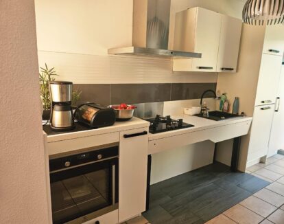 Aménager une cuisine adaptée aux seniors sur la région Occitanie