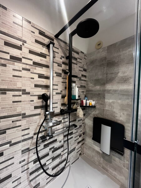 Salle de bain mosaïque zen à Toulouse